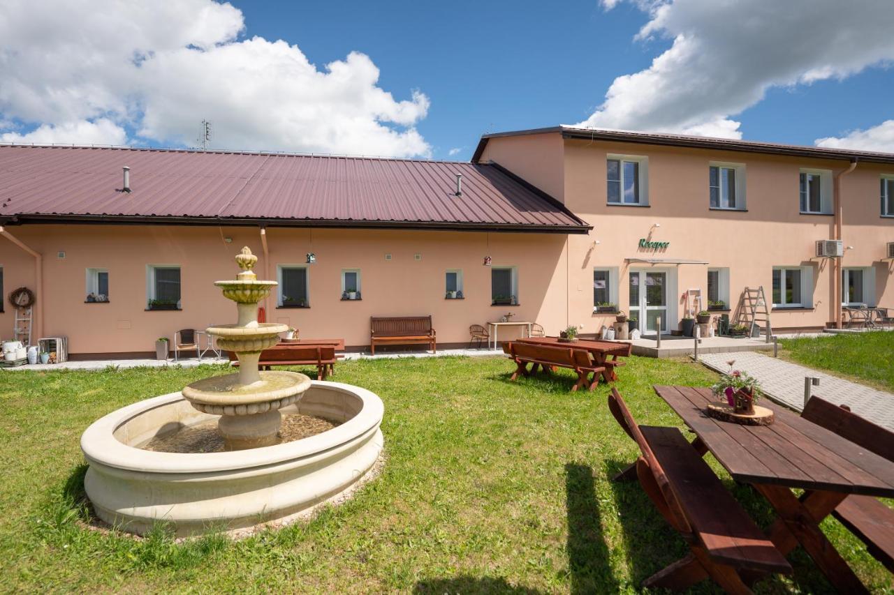 Pension V lukách Dlouhá Ves Exterior foto